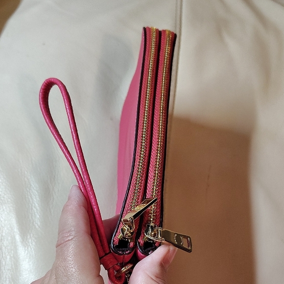Coach Fuchsia Leather Wristlet - Picture 3 of 5